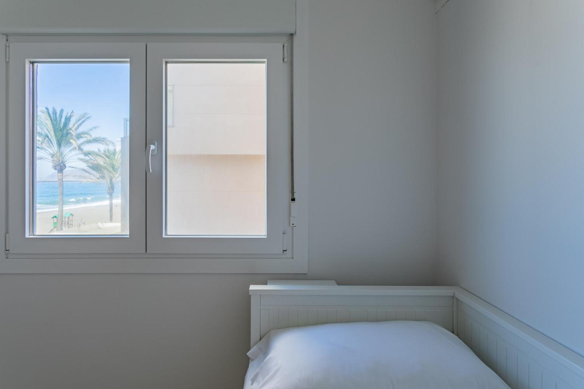 Trendyhomes Zapillo Beach - Primera Linea De Playa アルメリア エクステリア 写真